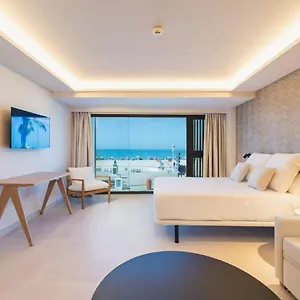 apartamentos-playa-victoria.hotelsincadiz.net/